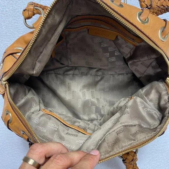 VINTAGE Michael Kors ASTOR BRAID Handbag Camel Leather Grommet Satchel Y2K - Picture 13 of 15
